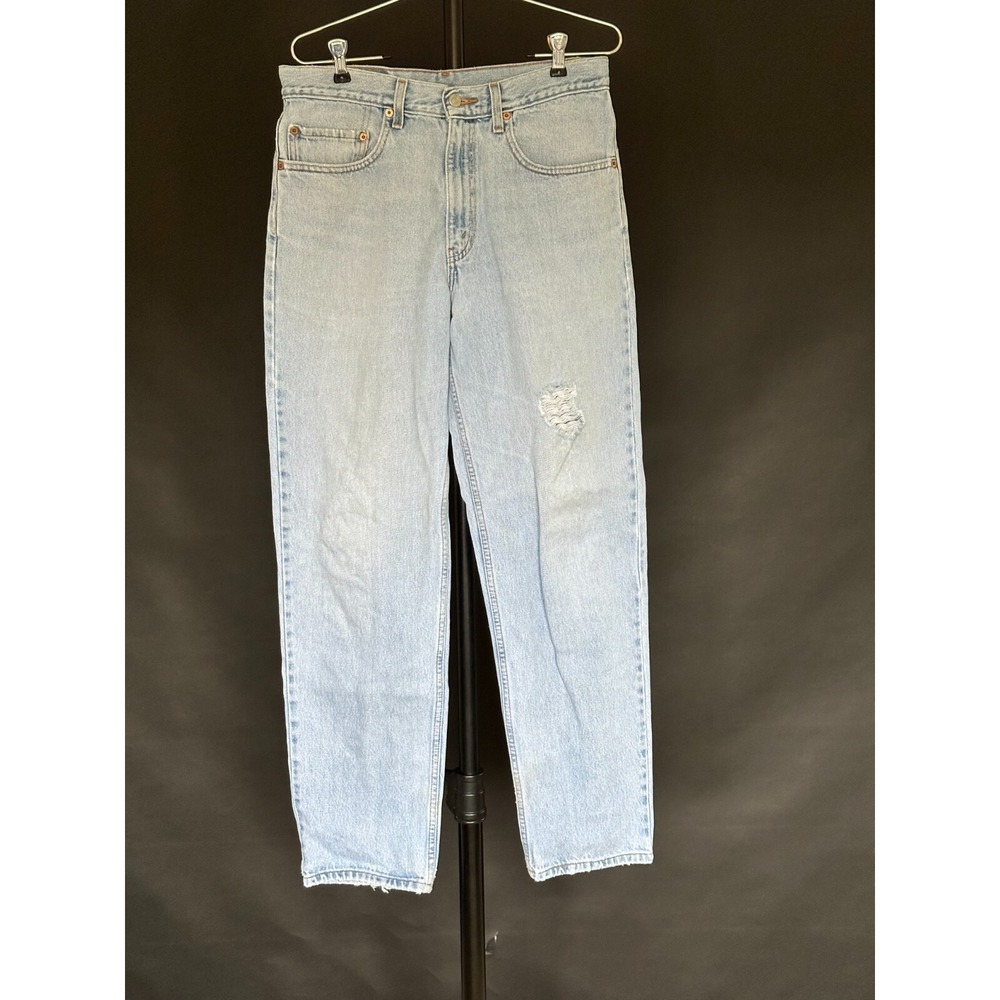 Vintage Levi's 550 Light Wash Blue Jeans Men's 33 x 30 1990s Relaxed Distressed